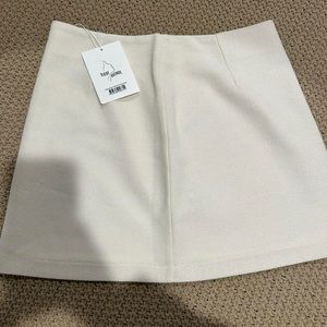 NWT Djerf Avenue Cream Skirt